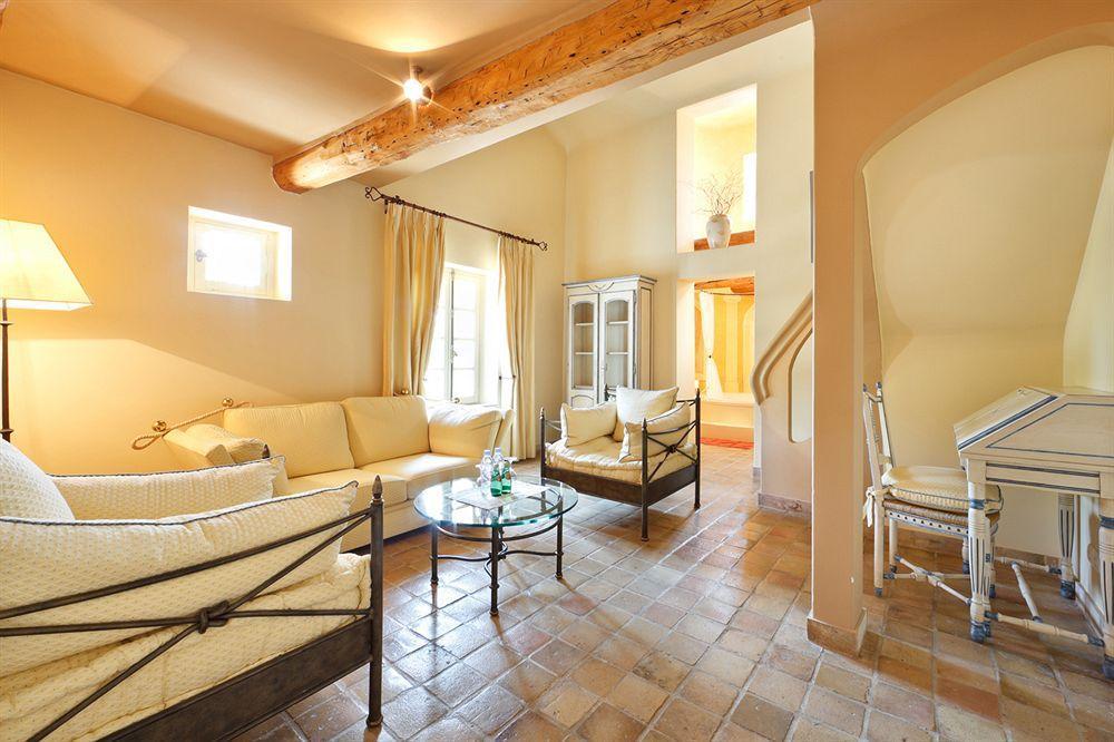 Chateau Les Crostes Hotel Lorgues Exterior photo